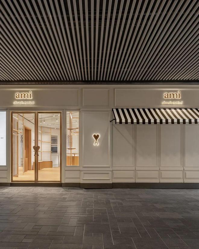 一周资讯 王阳亮相品牌主题活动现场、曾舜晞官宣新代言(图15)