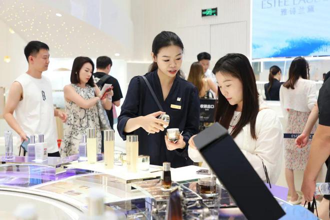 三亚：896万人次！(图2)