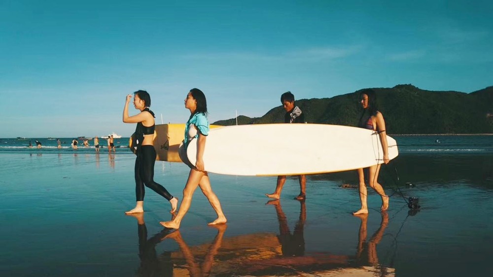 2024国内4大冲浪圣地推荐！解锁王一博同款《夏日冲浪店》一起乘风破浪！万宁市旅游攻略-游侠客旅行(图9)