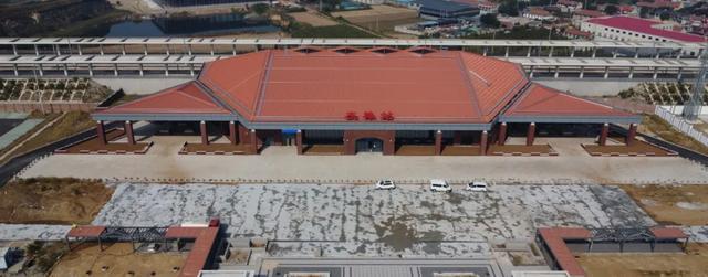 途经青岛今天正式开通！山东多地网友沸腾了！不少人一早赶来体验……(图6)