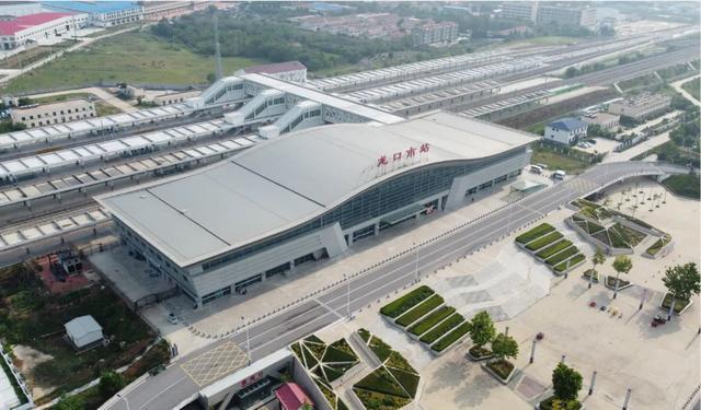 途经青岛今天正式开通！山东多地网友沸腾了！不少人一早赶来体验……(图11)