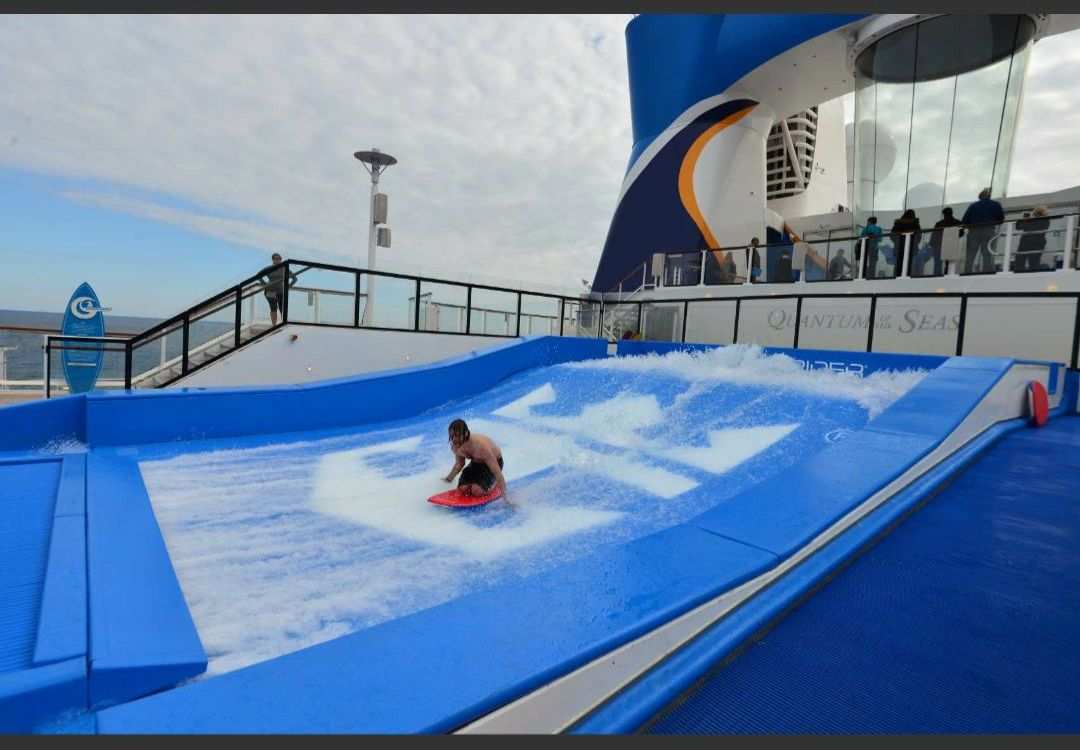 在内陆城市也能冲浪！室内冲浪运动火爆热门时段预订量接近饱和