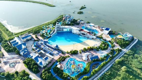 首次有外籍选手参赛！2024年万宁市女子冲浪节举行