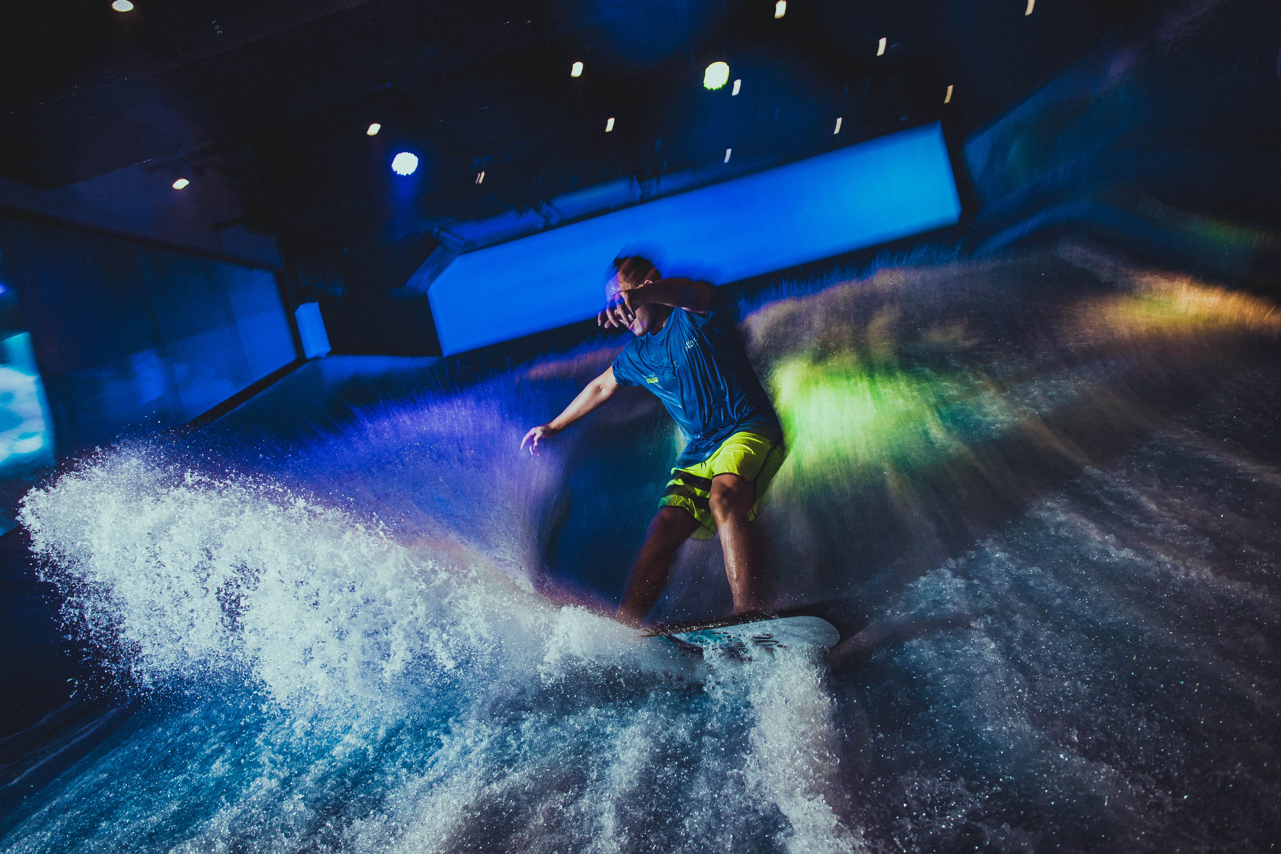 《中国户外运动产业发展报告（2023-2024）》发布