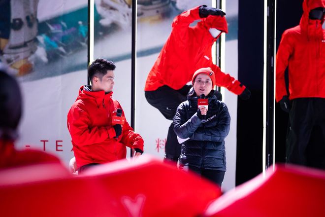 第十八届金犀牛奖提名公布；国人第三次登顶贡嘎 犀牛说(图12)