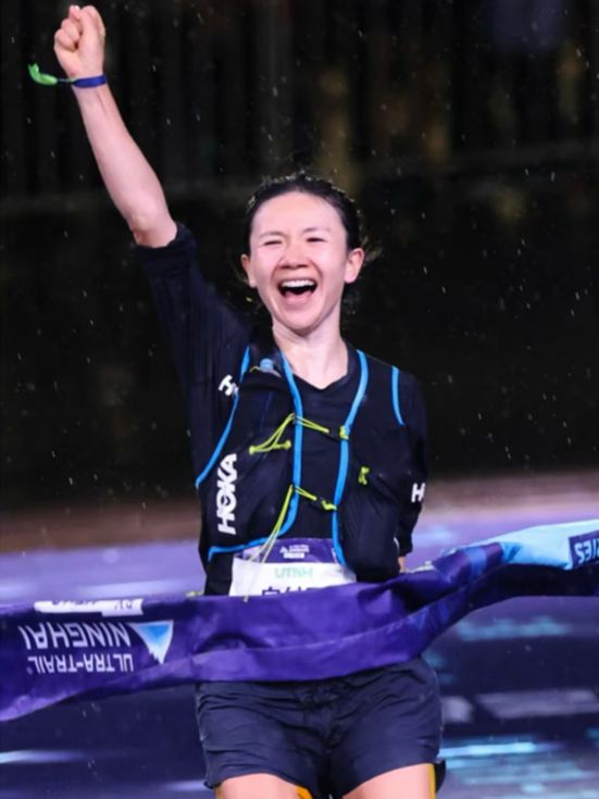 第十八届金犀牛奖提名公布；国人第三次登顶贡嘎 犀牛说(图36)