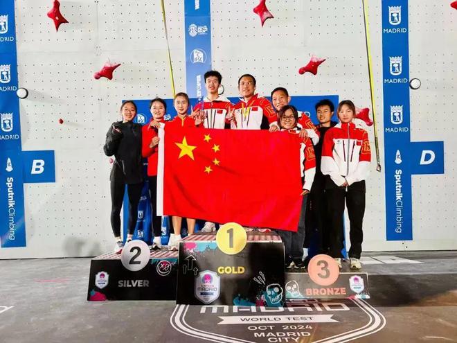 第十八届金犀牛奖提名公布；国人第三次登顶贡嘎 犀牛说(图39)