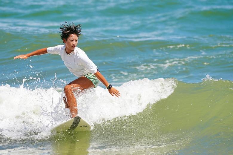 第十四届全运会冲浪项目决赛在万宁日月湾开赛(图2)