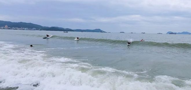 浪起来成为驾驭海浪的那个人(图32)