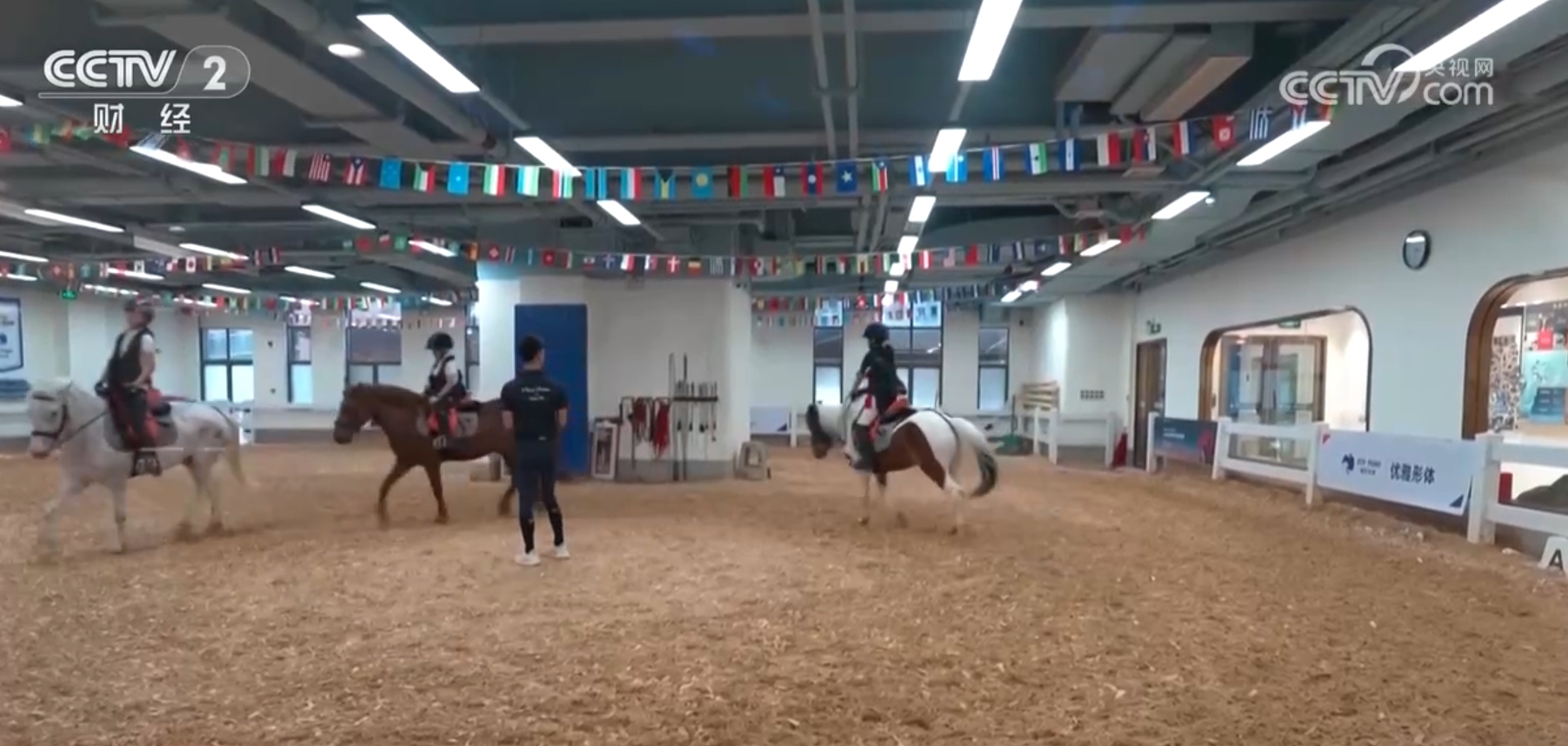 室内乐园、体育培训、新兴运动人气爆增 暑期消费火热助燃“夏日经济”(图2)