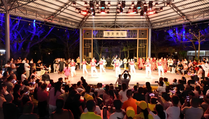 国庆假期海口市秀英区“人气旺”带动“消费火”(图4)