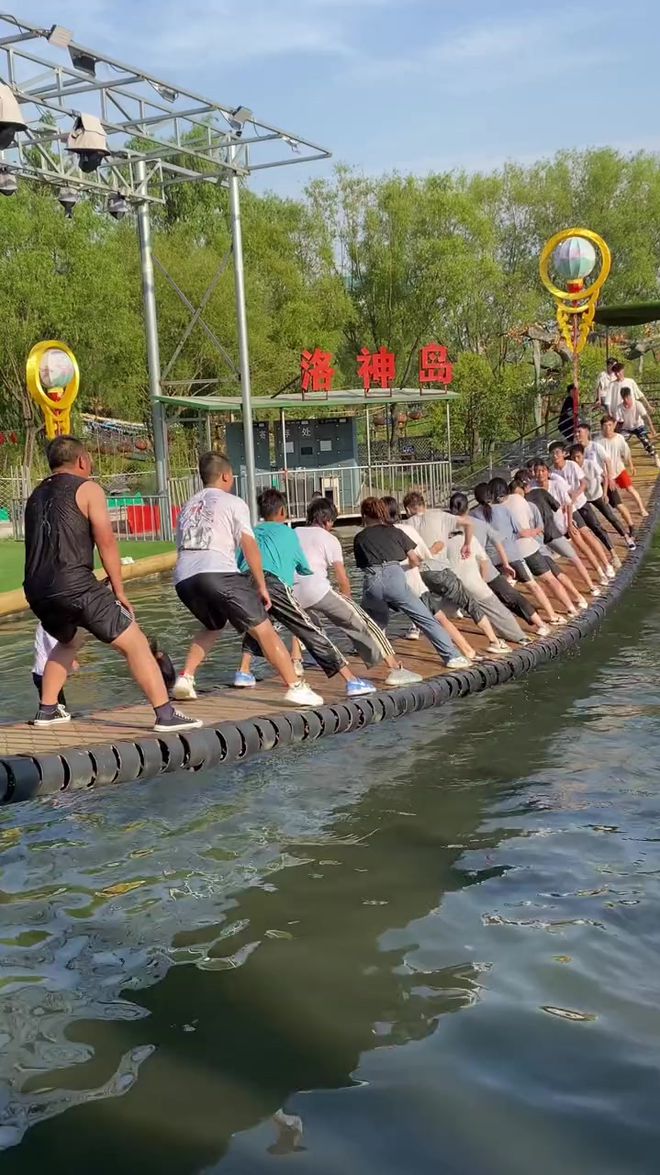 盘点10种小型水上乐园游乐项目最后一款被问爆了！！！(图6)