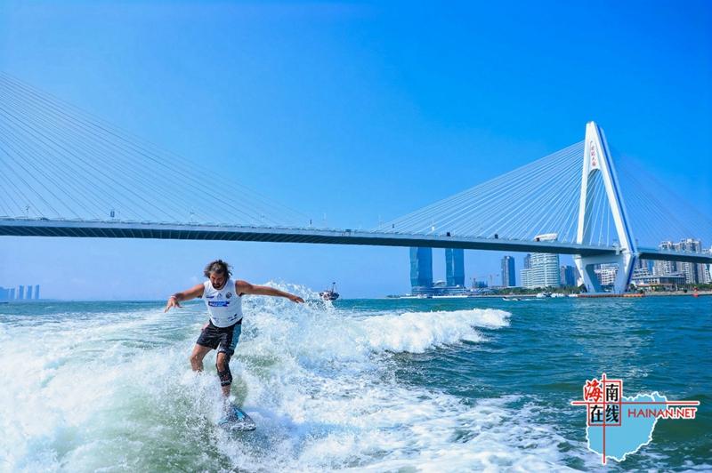 2024尾波冲浪世界杯海口开赛精彩不断等你来！