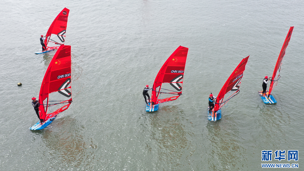 万千气象看福建｜东山冲浪：体验海上速度与激情-新华网(图5)