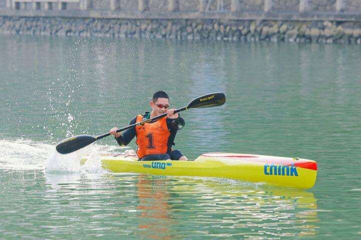 跨年在家门口河道玩皮划艇是什么体验？(图2)