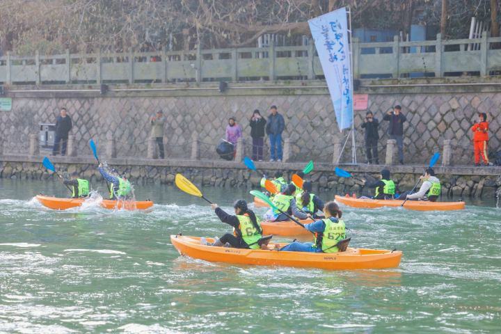 跨年在家门口河道玩皮划艇是什么体验？(图7)