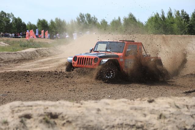 内蒙古林西县：激情上演NCC全国车王争霸赛 绘就体育文旅融合新篇章