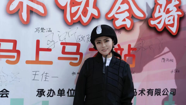 马宁宁：从美国名校毕业后她选择做运动博主(图3)