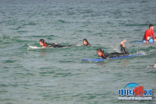 万宁旅游攻略：国庆假期亲子游与水上运动的热潮