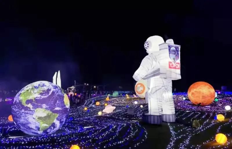 水公园北京闪亮登场华侨城高扬