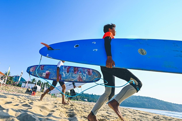 攀岩、冲浪、滑板、小轮车中国年轻人准备好了