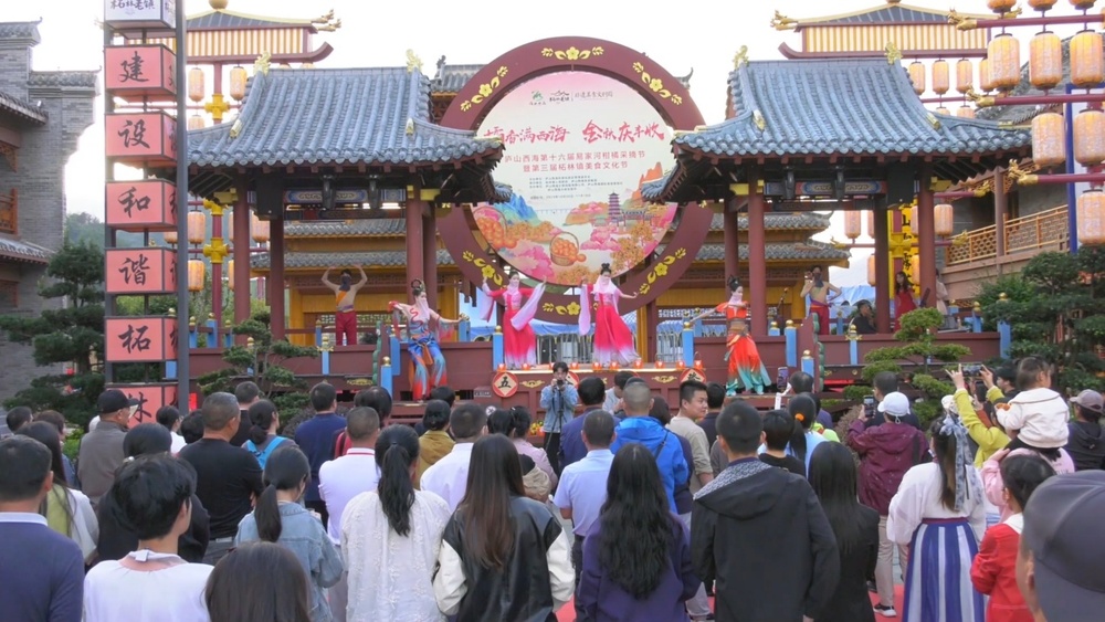 沿着纬度听中国｜徜徉“最美湖光山色” 寻见诗和远方(图3)