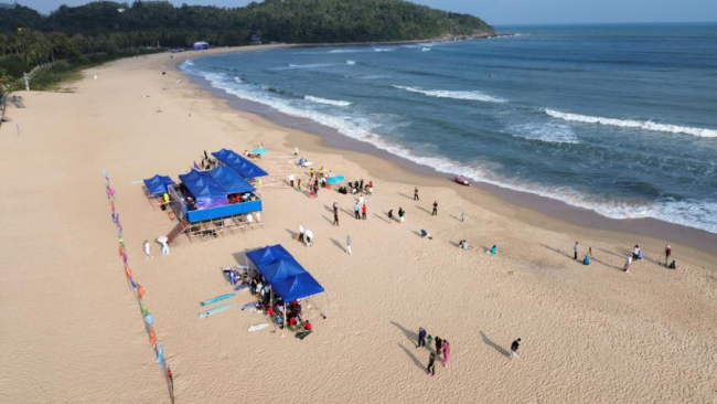 2024年全国冲浪冠军赛在海南万宁日月湾开赛(图5)