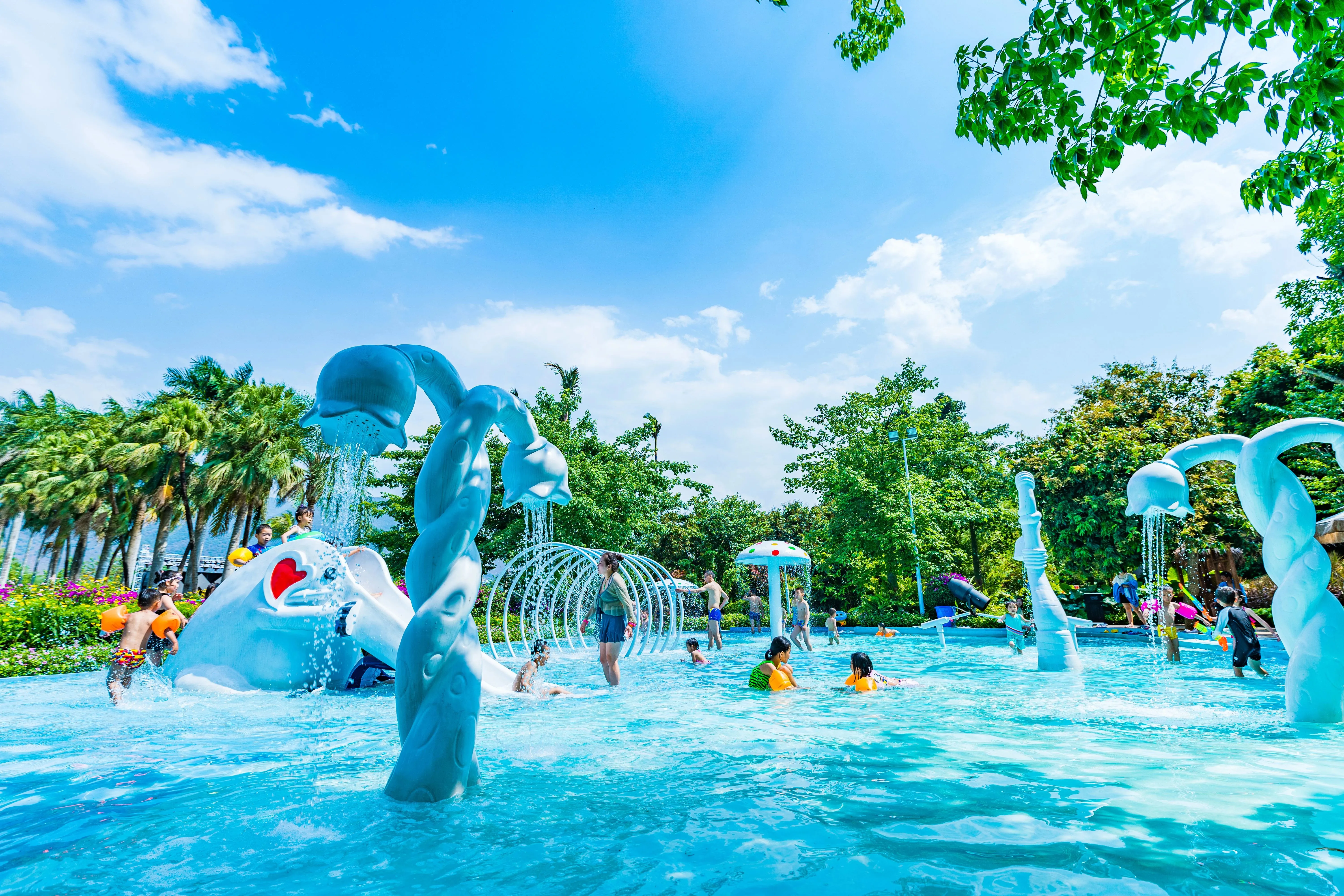 保山夏天哪里好玩？世外乡村·高黎贡勐赫小镇水上乐园欢迎您！(图3)