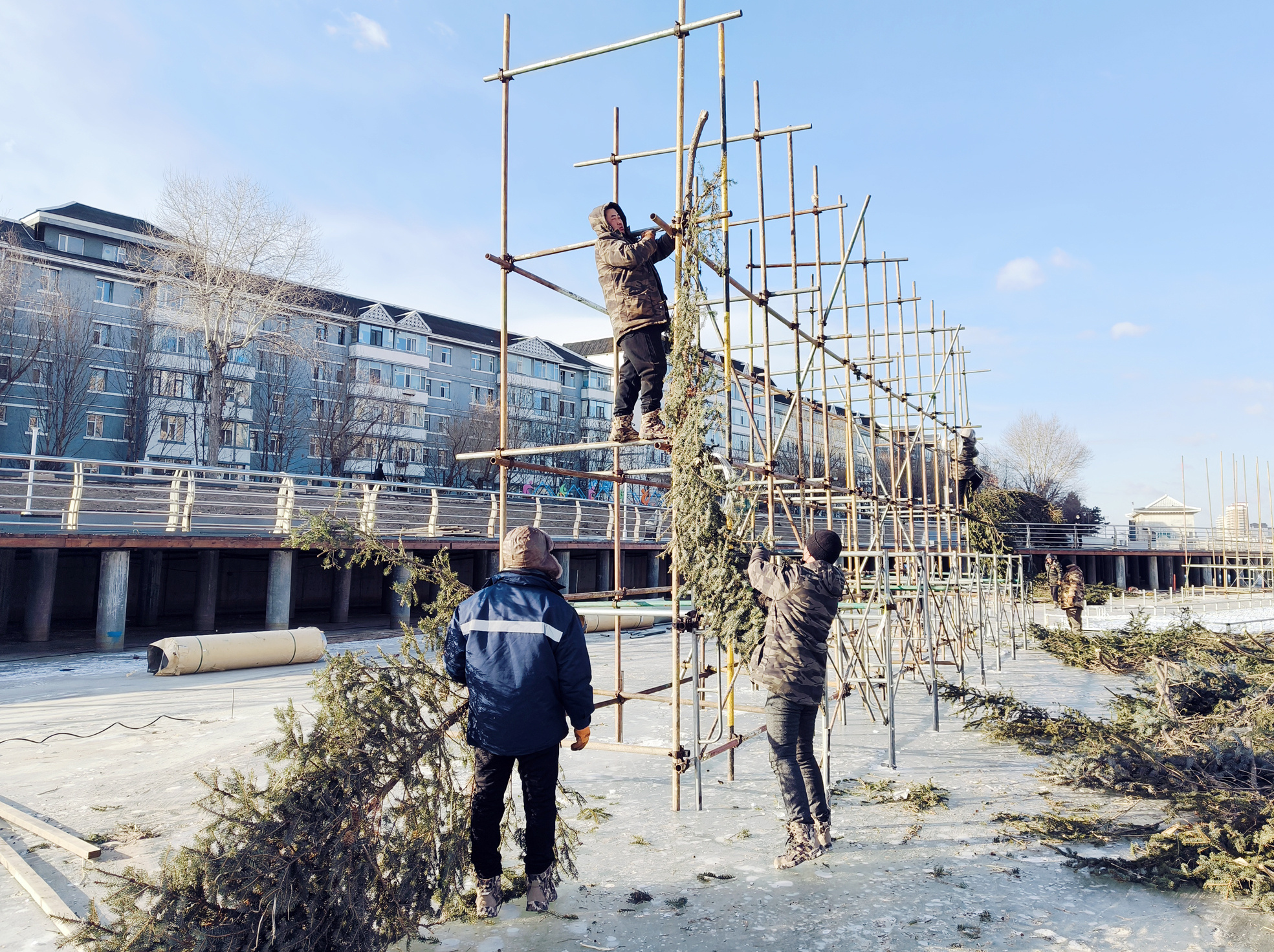 延吉冰雪欢乐谷建设正酣(图2)