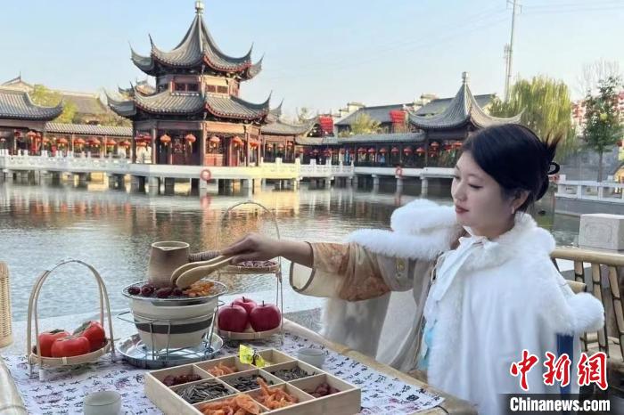 山东邀八方来客续写“冰雪奇缘”(图2)