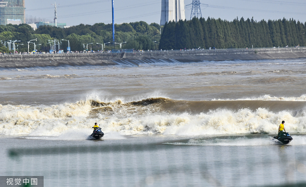 顶尖选手挑战“路的尽头”——巴黎奥运会冲浪项目前瞻