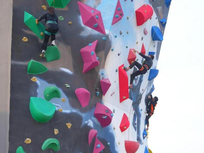 让学生主动健身享受体育乐趣！青岛城市学院设立23个特色体育俱乐部(图5)