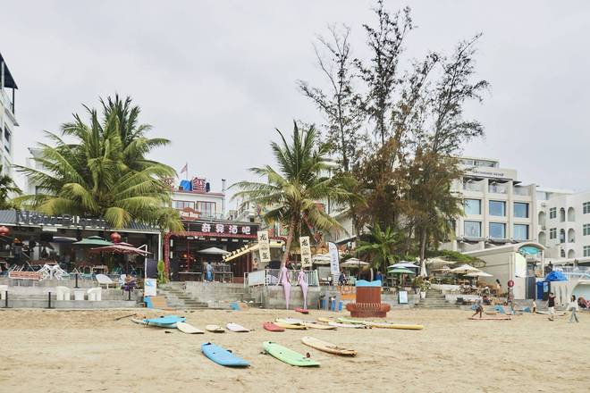 三亚后海村被誉为“中国冲浪第一村”深受年轻人们的喜爱(图9)