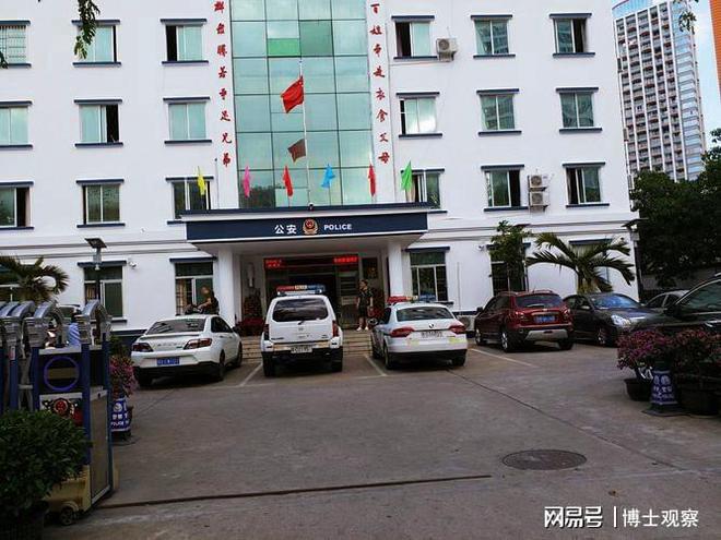 32岁空姐三亚冲浪遭猥亵：多次被压抠私密处现场曝光女方发声