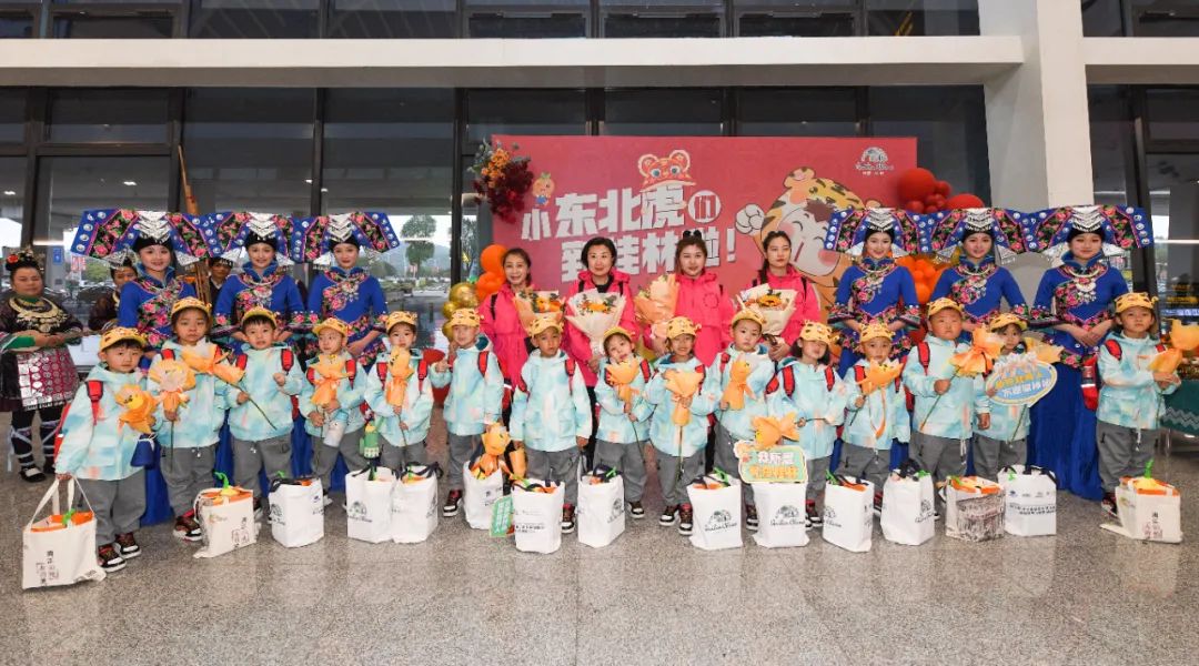 “花开富贵”火出圈的桂林文旅2024交卷！桂林人要疯转…