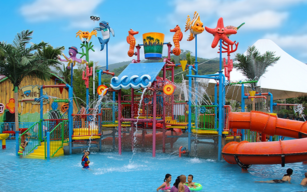 女子称在三亚冲浪时遭教练猥亵警方通报