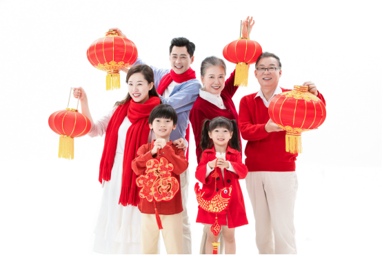 用投影点亮新年重拾浓厚年味儿