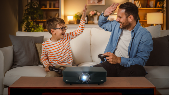 用投影点亮新年重拾浓厚年味儿(图5)