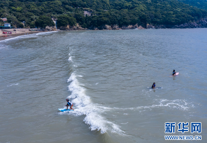 酷酷的海南2023世界冲浪日Lazy Goofs趣味冲浪赛快速指南（内含邀请赛选手介绍）