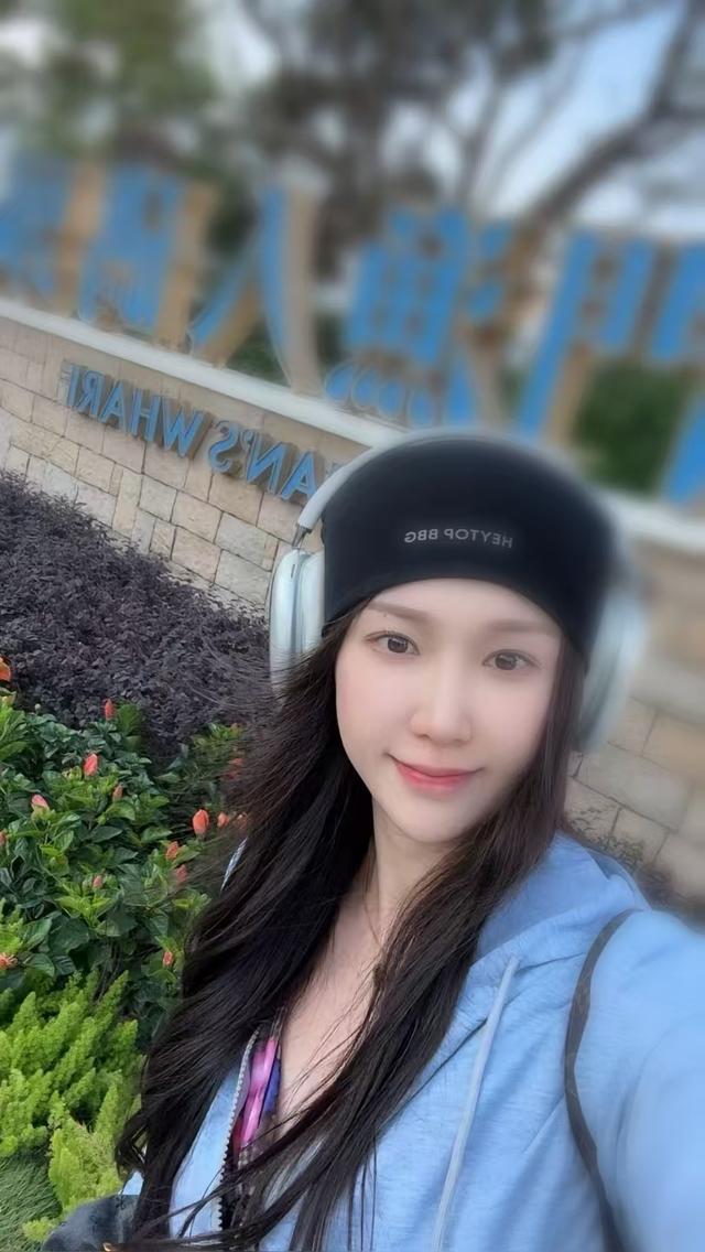 32岁前空姐称在三亚冲浪时遭教练猥亵官方通报女方照片流出(图6)