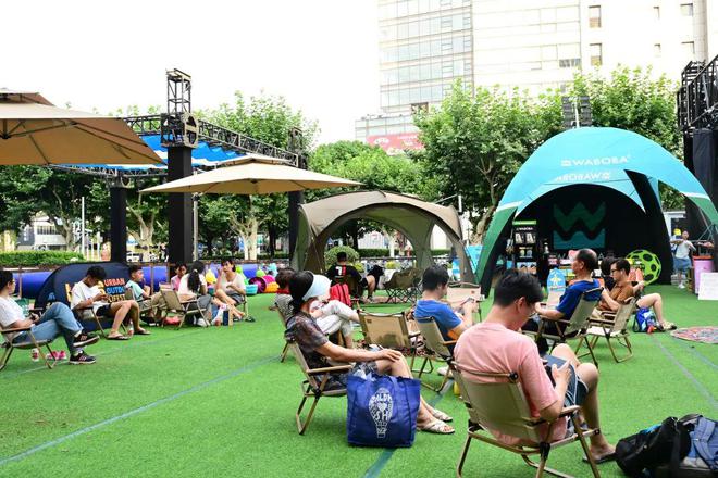 去上海久光中心玩水！水上赛道、急速滑梯、挑战冲浪……超1000平方米的水上世界等你来→(图4)