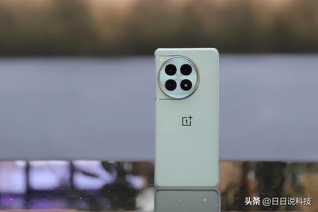 手机买对不买贵！6100mAh+骁龙8Gen3从3799元跌至2419元(图5)