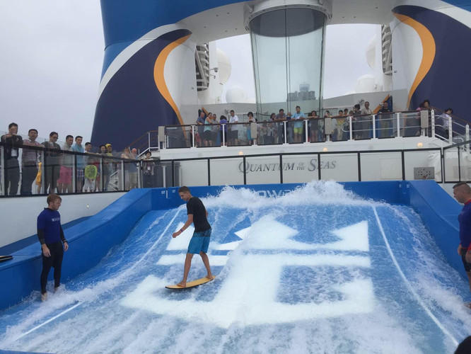 亲历北极冲浪：苹果全新沉浸式视频让你体验冬季狂欢