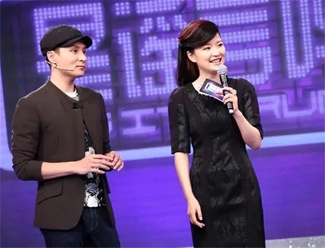 东方卫视一姐陈蓉因“寿宴门”身败名裂今低调嫁海归结婚生子(图3)
