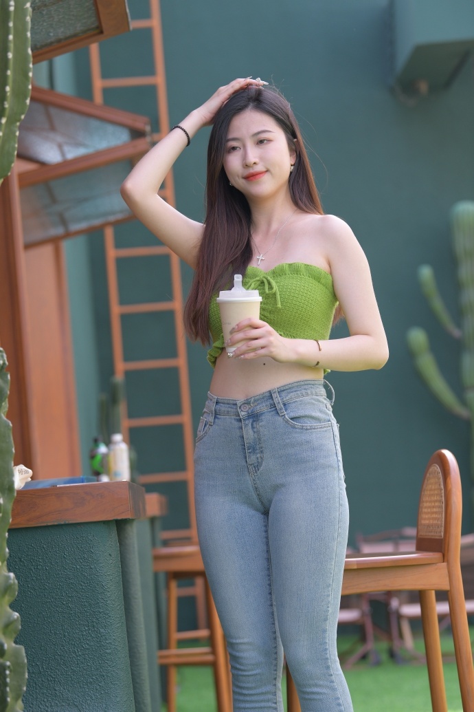 黄☸色☸网站美女图片(图1)