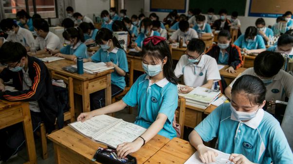 迎接内卷：澳洲华人正在爱上苦难教育(图1)
