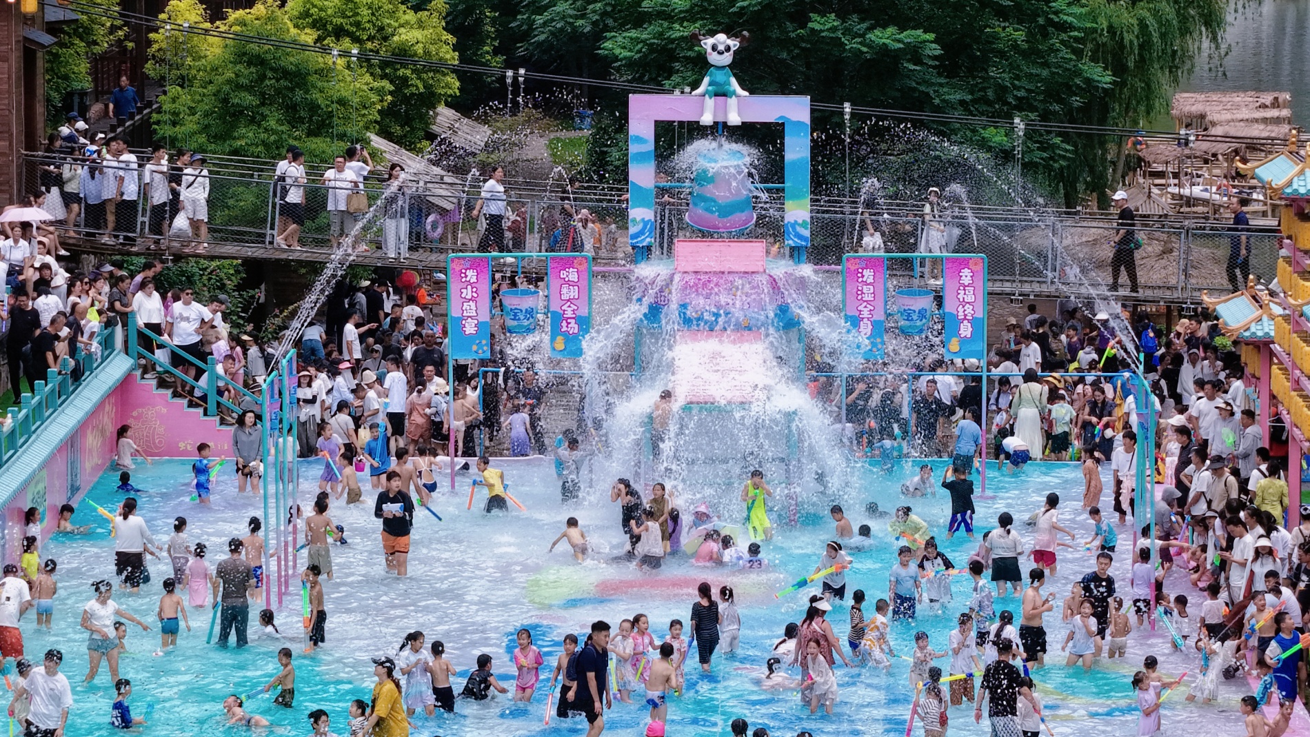 河南宝泉把夏天的水“玩明白了” 解码今夏最潮“玩水”胜地(图2)