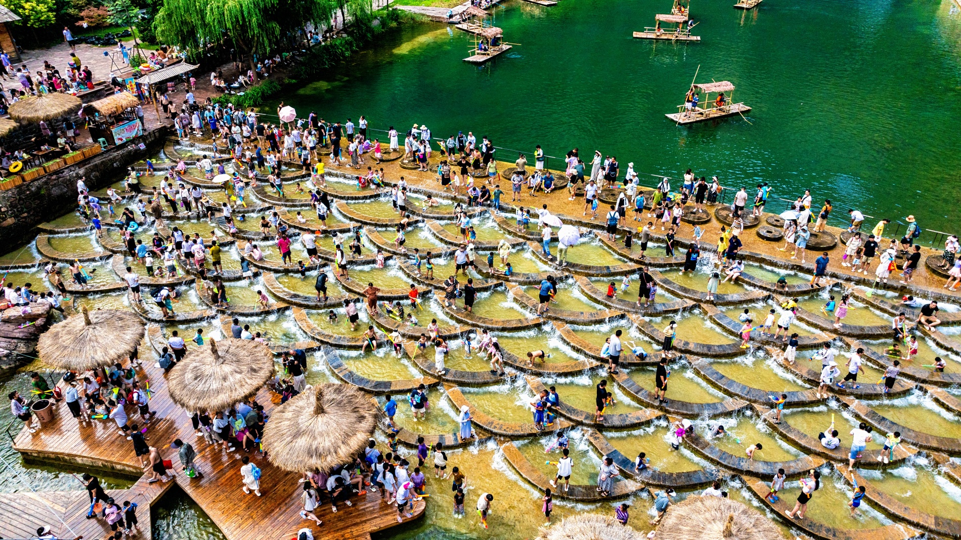 河南宝泉把夏天的水“玩明白了” 解码今夏最潮“玩水”胜地(图3)