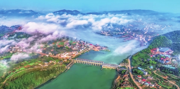 湖南邵阳县：天子湖上好冲浪(图1)