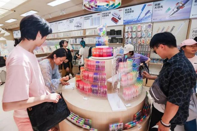 携手电影《哪吒之魔童闹海》等得力用超级文具节自造品牌IP(图12)